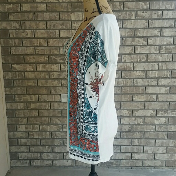 Vocal oversize v neck Aztec design women's shirt - Picture 5 of 8